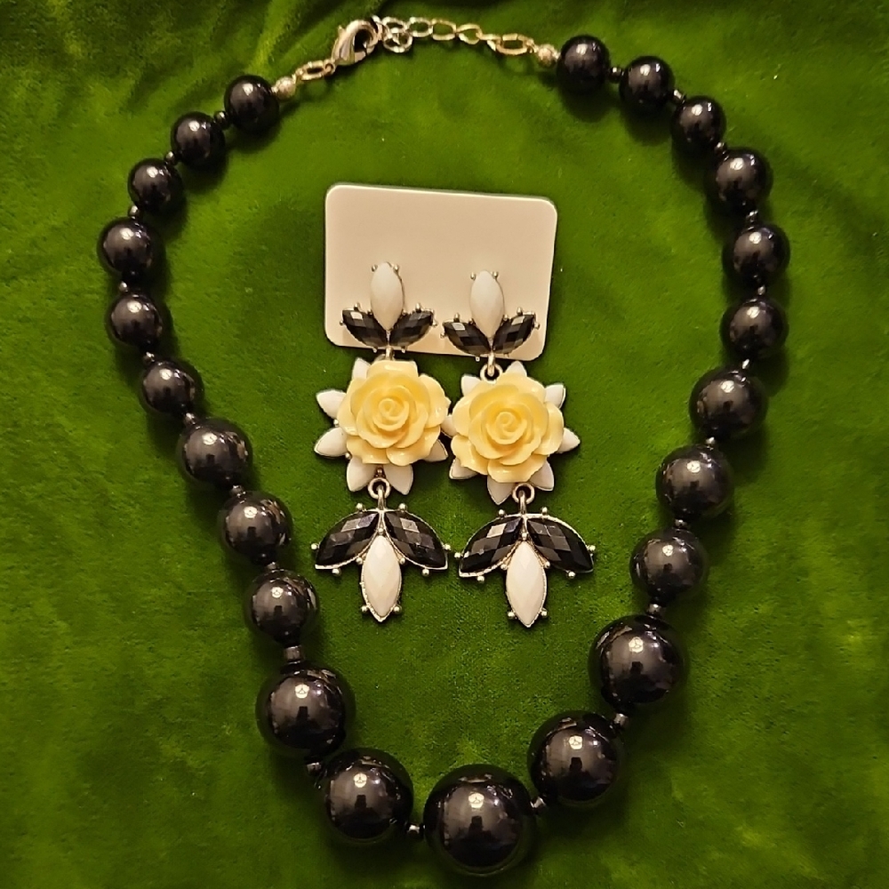 Black Beaded Necklace with Cream Rose Pierced Earrings 13" + 1.5" Extension